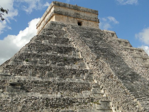 Temple of Kukulkan. Chichen Itza.